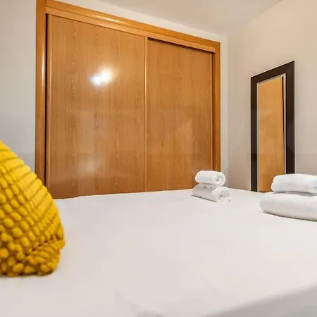 Serene With Balcony And View By Rems Apartment Fuengirola