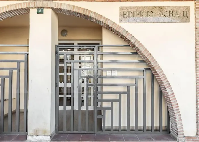 Serene With Balcony And View By Rems