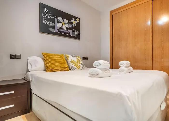 Apartment Serene With Balcony And View By Rems *